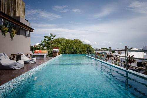 be playa hotel boutique and rooftop bar
