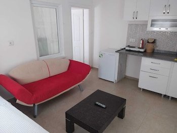 bucak apart hotel gocek and beach