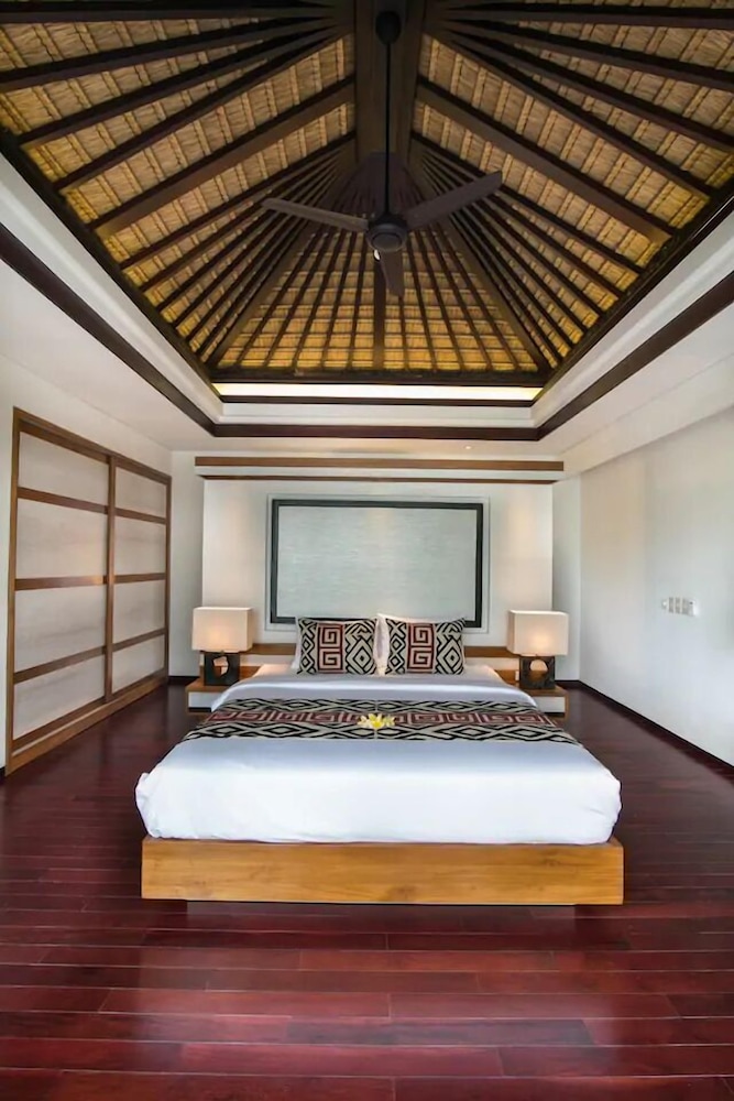 kedonganan beach villas