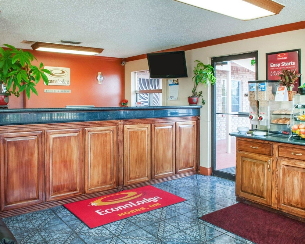 econo lodge hobbs