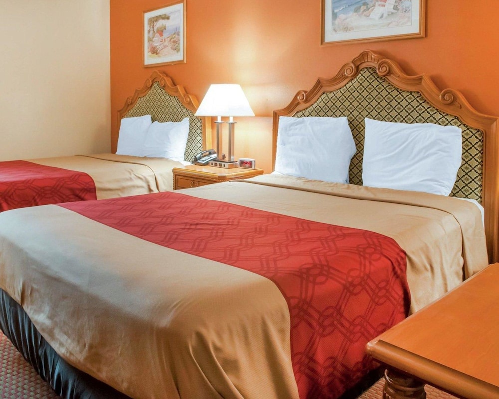 econo lodge hobbs