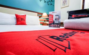 reddoorz plus near rizal junction