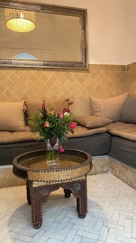 riad ajarif by riad tawargit