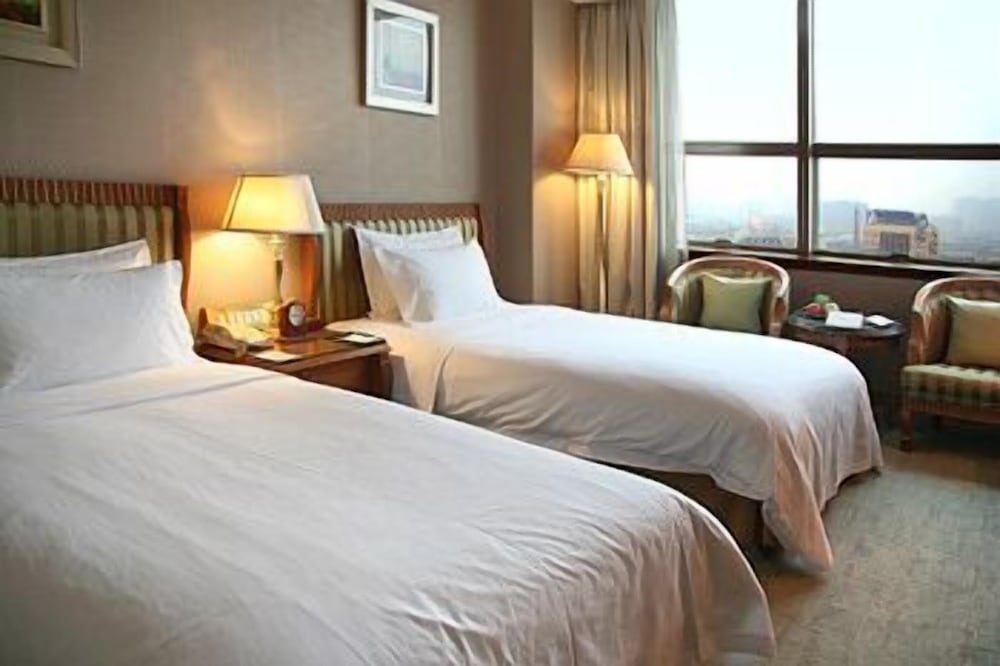 phoenix hotel inner mongolia