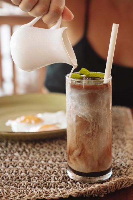 the room padang padang