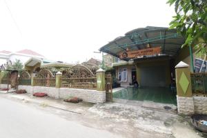 waroeng transit and depary homestay