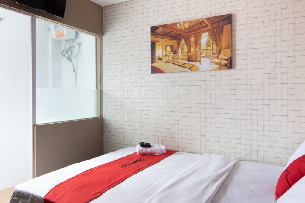 pondokan kota jakarta by reddoorz