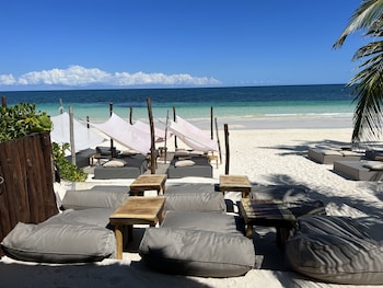 libelula tulum beachfront hotel