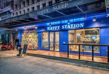 happy station bangkok