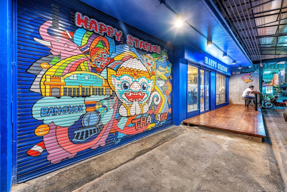 happy station bangkok