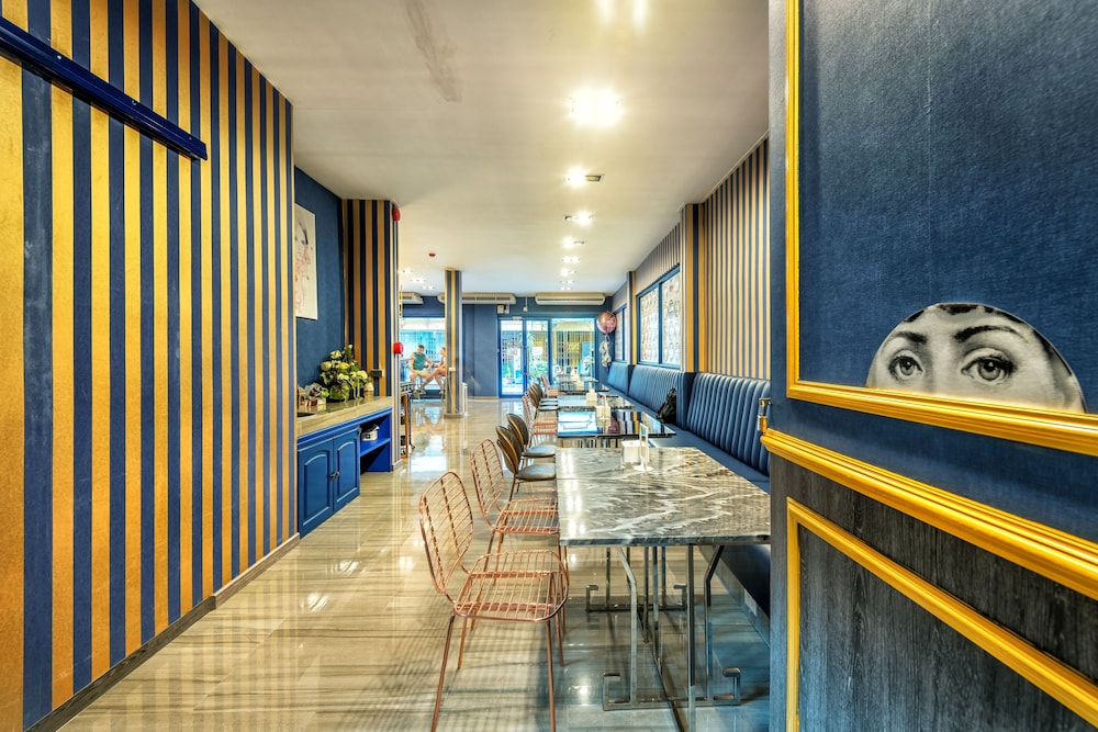 happy station bangkok