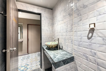 happy station bangkok