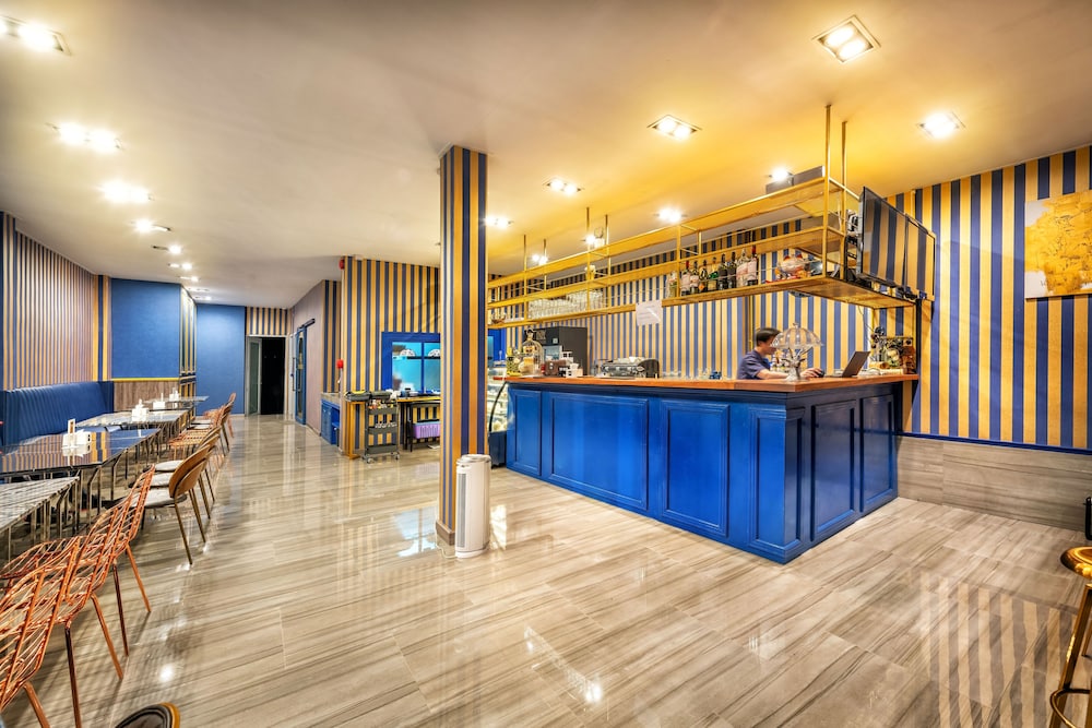 happy station bangkok