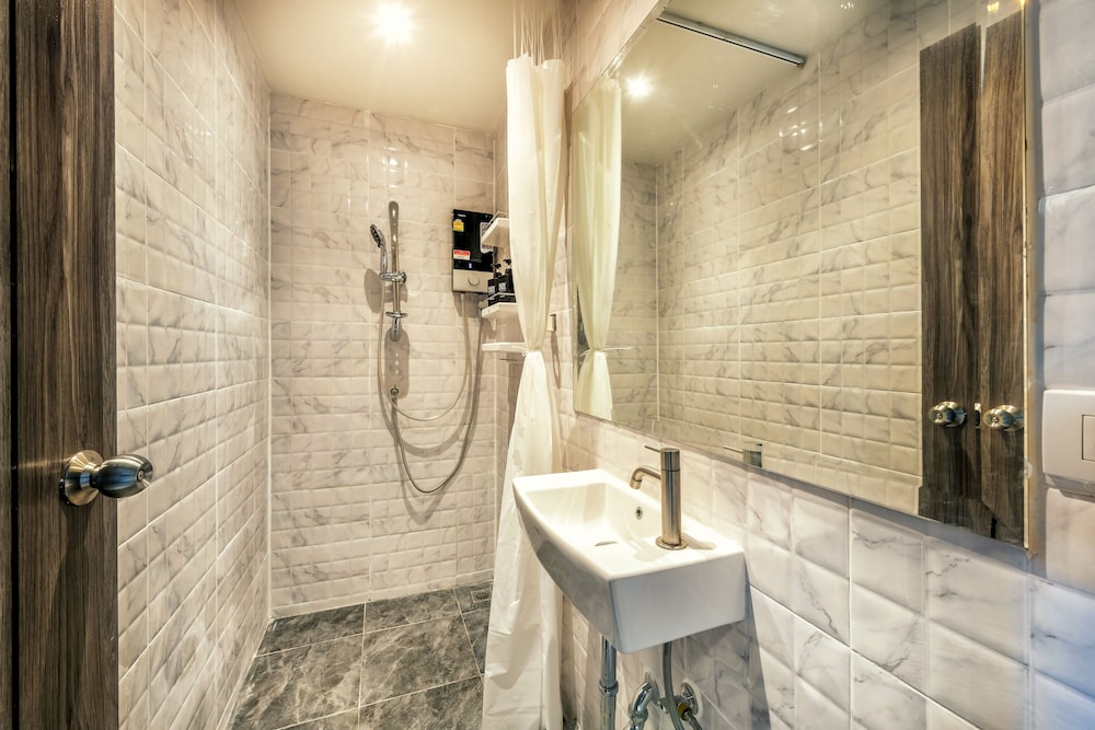 happy station bangkok