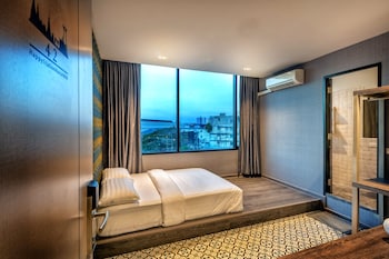 happy station bangkok