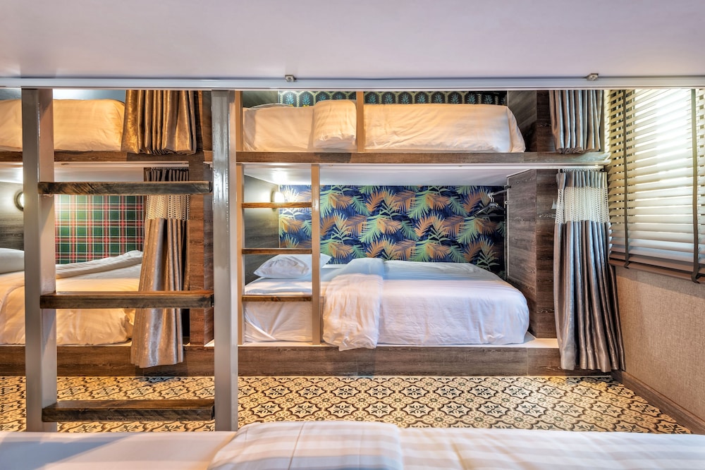 happy station bangkok