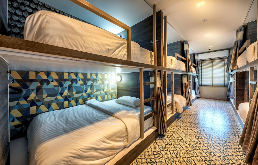 happy station bangkok