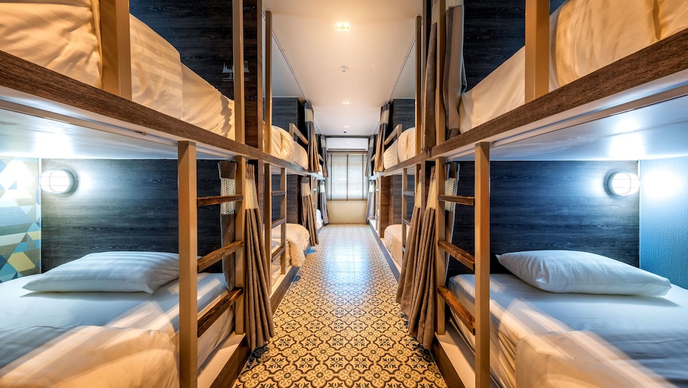 happy station bangkok