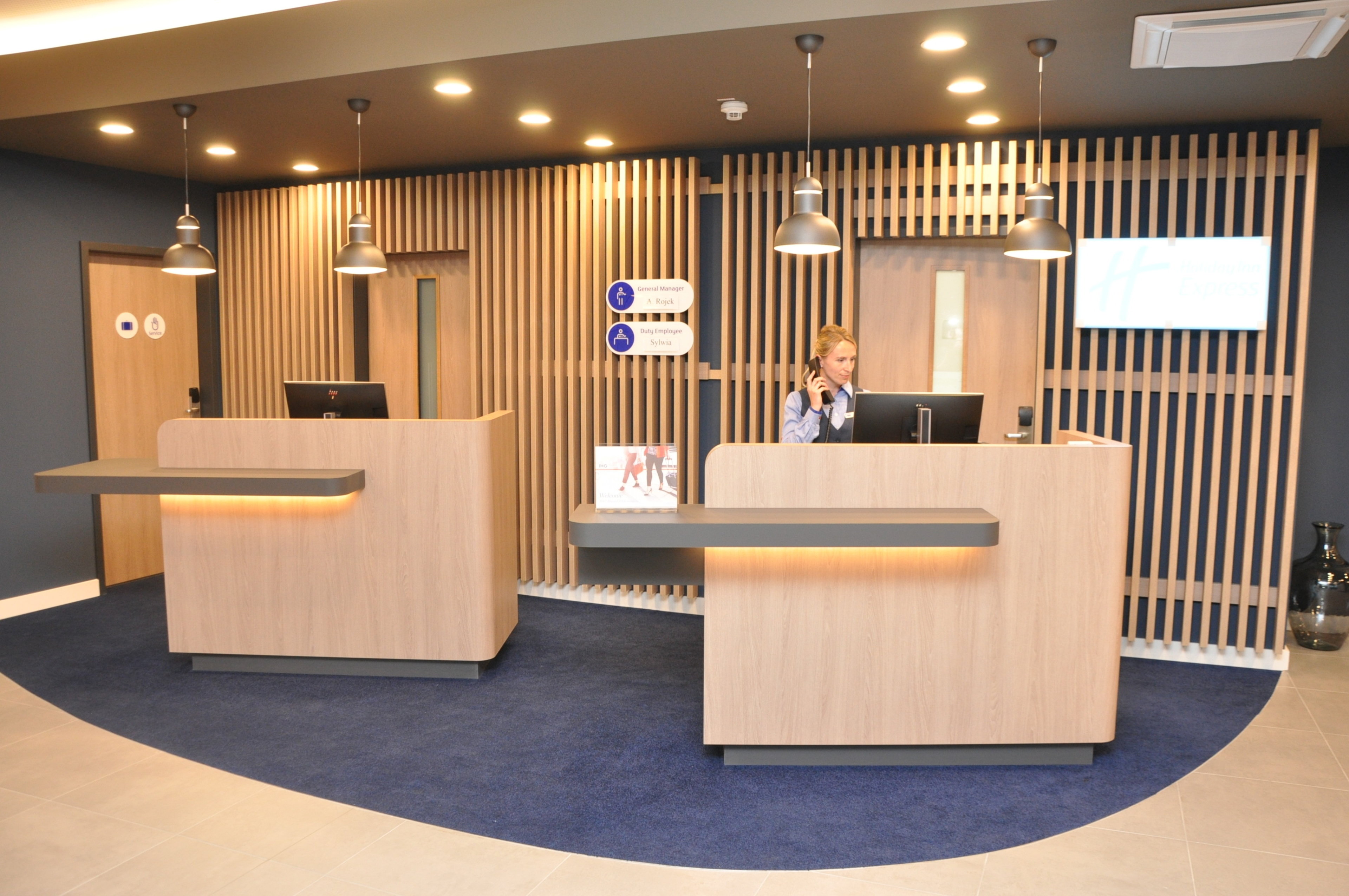 holiday inn express sindelfingen an ihg hotel