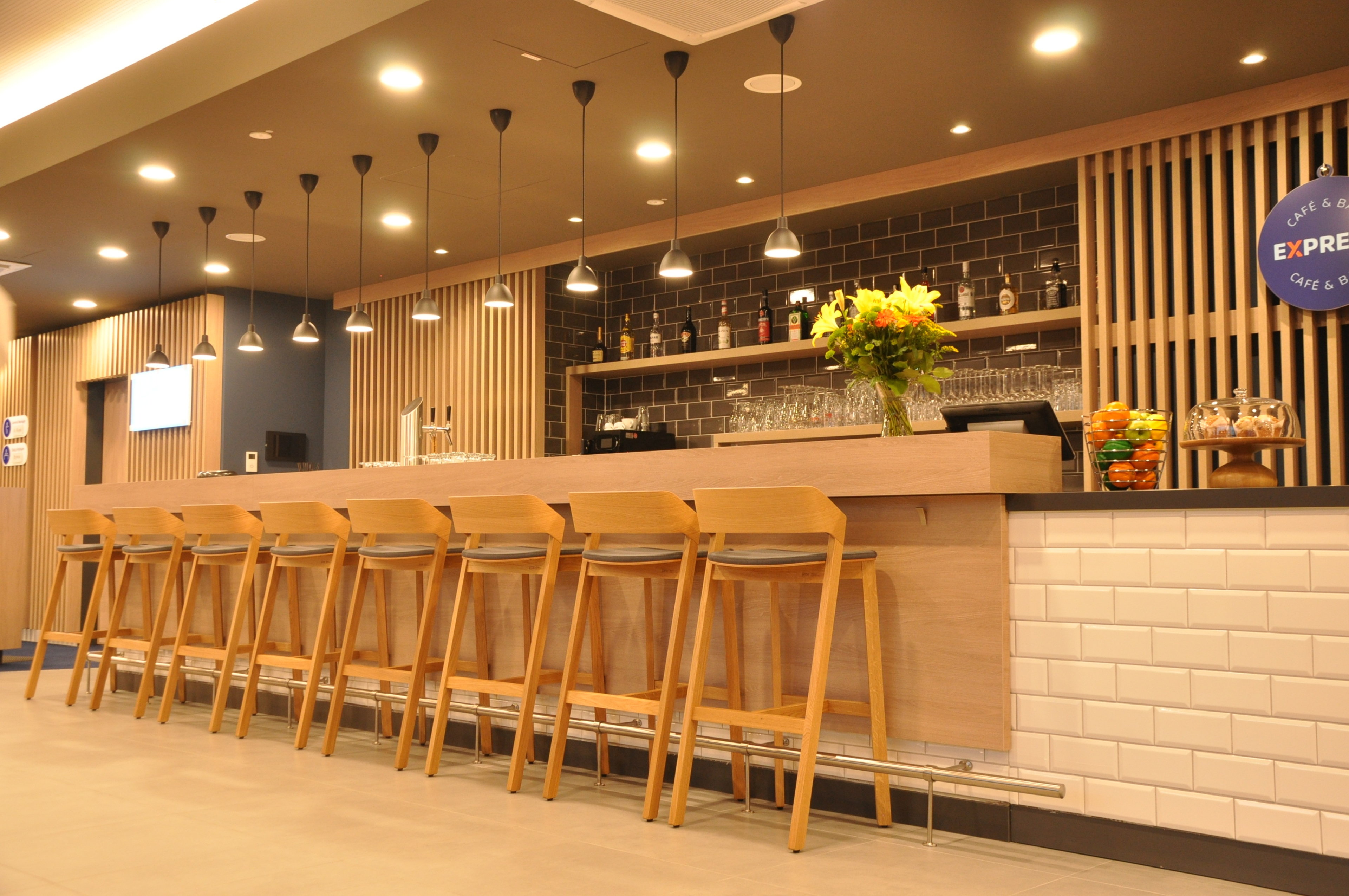 holiday inn express sindelfingen an ihg hotel