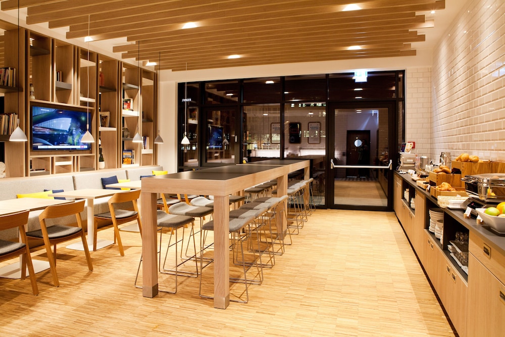 holiday inn express sindelfingen an ihg hotel