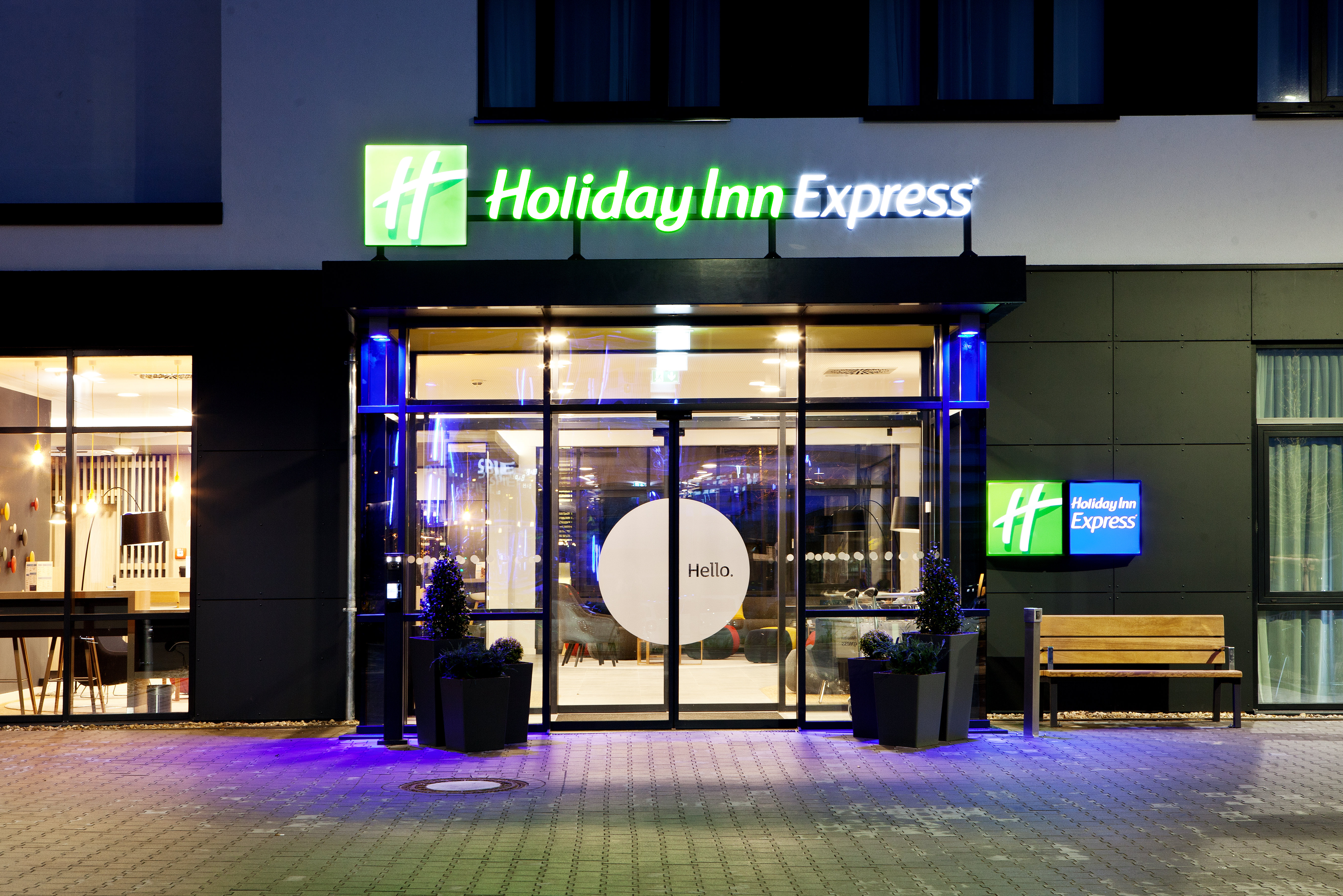holiday inn express sindelfingen an ihg hotel