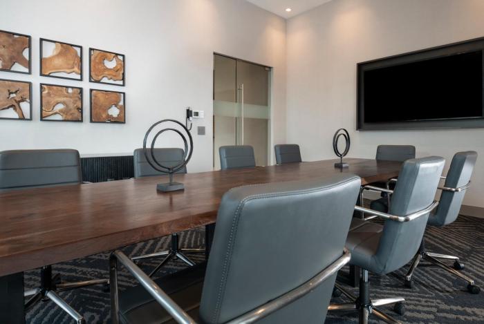 holiday inn express boston logan airport revere