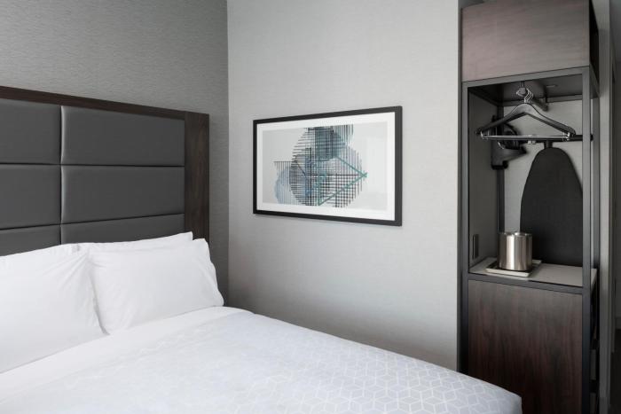 holiday inn express boston logan airport revere