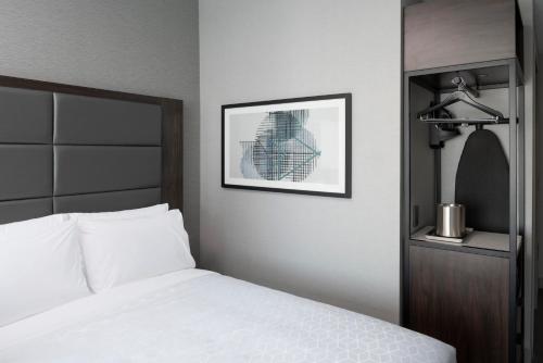 holiday inn express boston logan airport revere