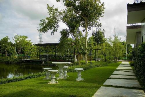 p loft farm