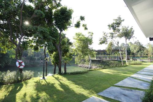 p loft farm
