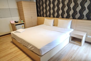 station 203 hotel