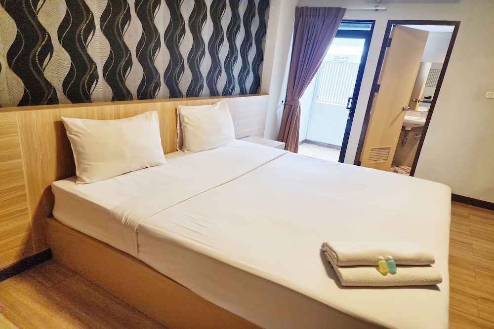 station 203 hotel
