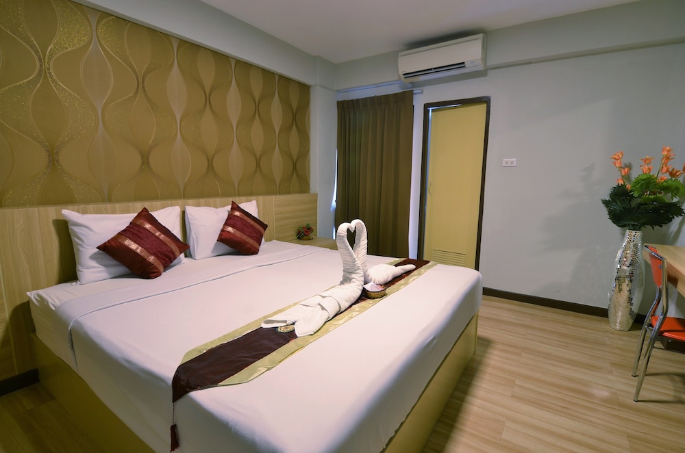 station 203 hotel