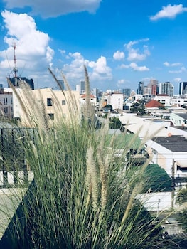 the local ari hostel