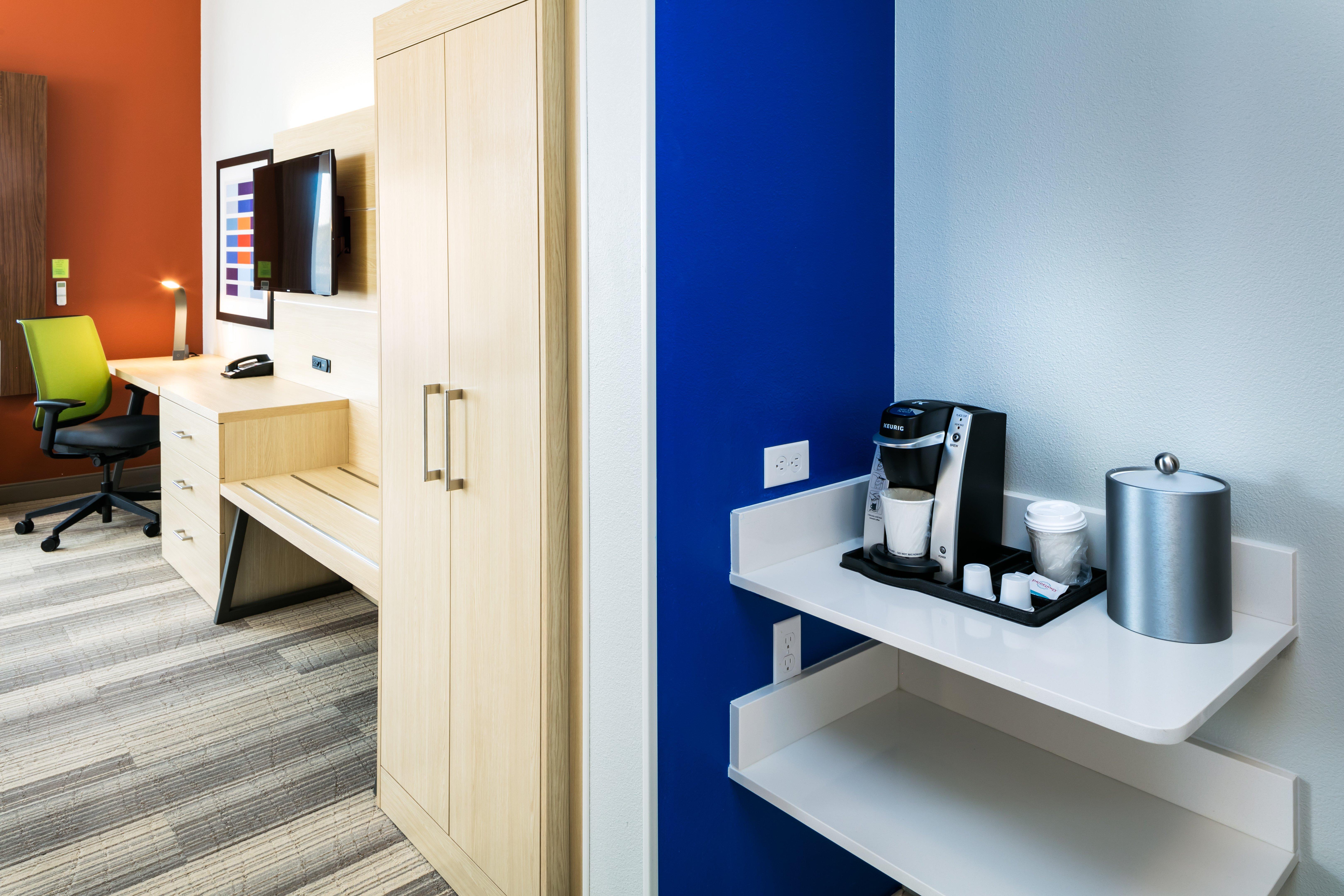 holiday inn express and suites bend south an ihg hotel