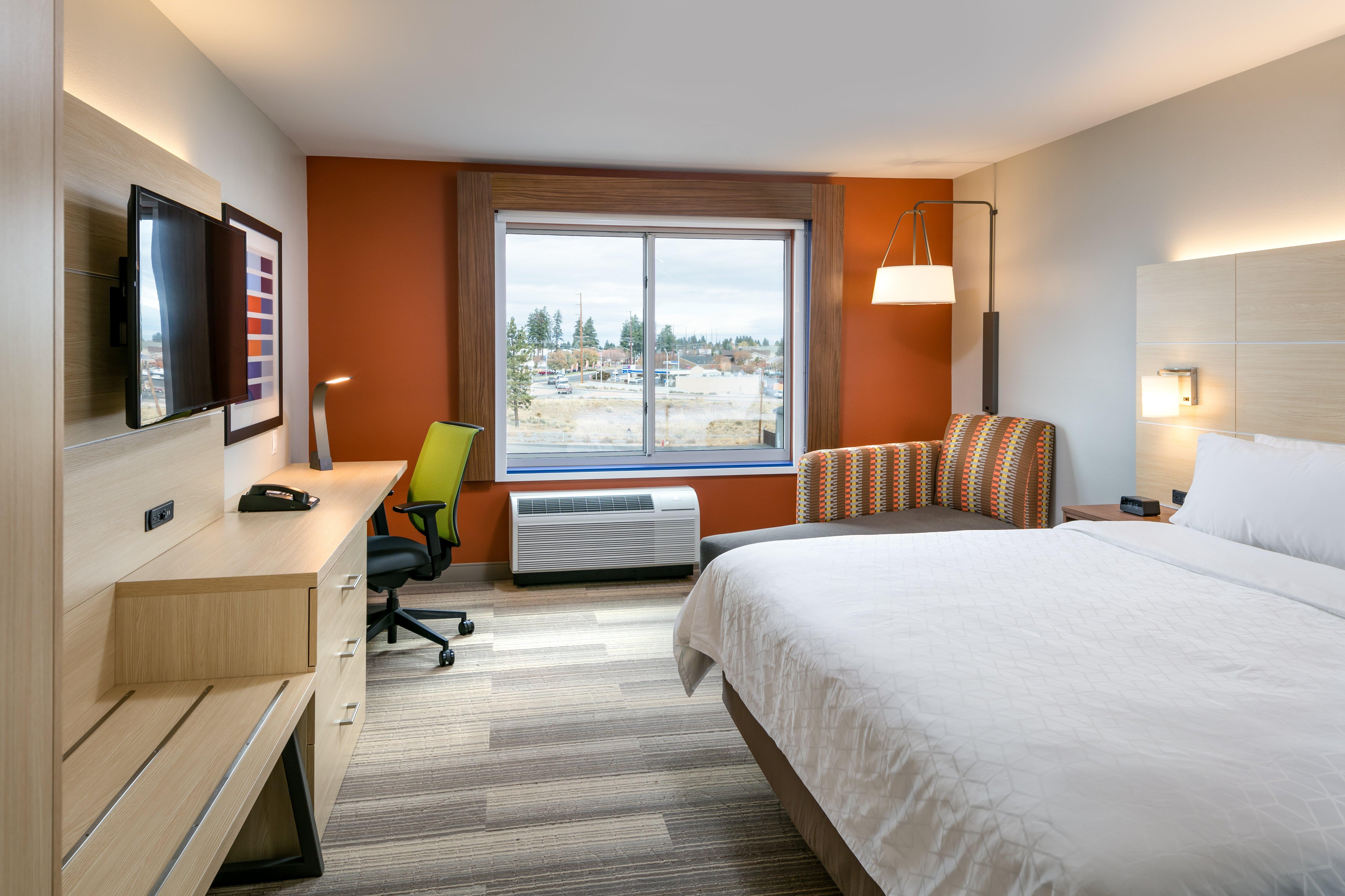 holiday inn express and suites bend south an ihg hotel