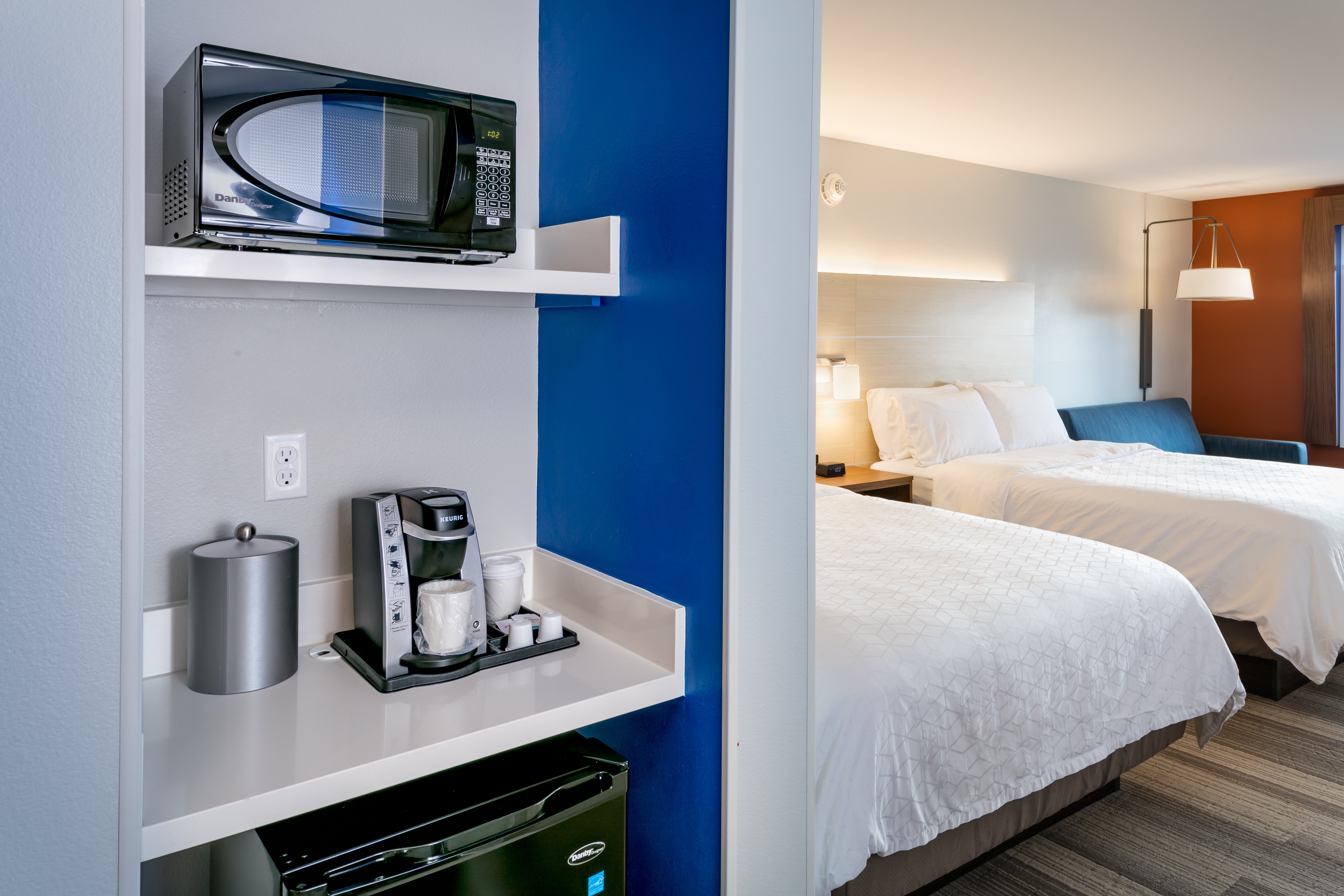 holiday inn express and suites bend south an ihg hotel