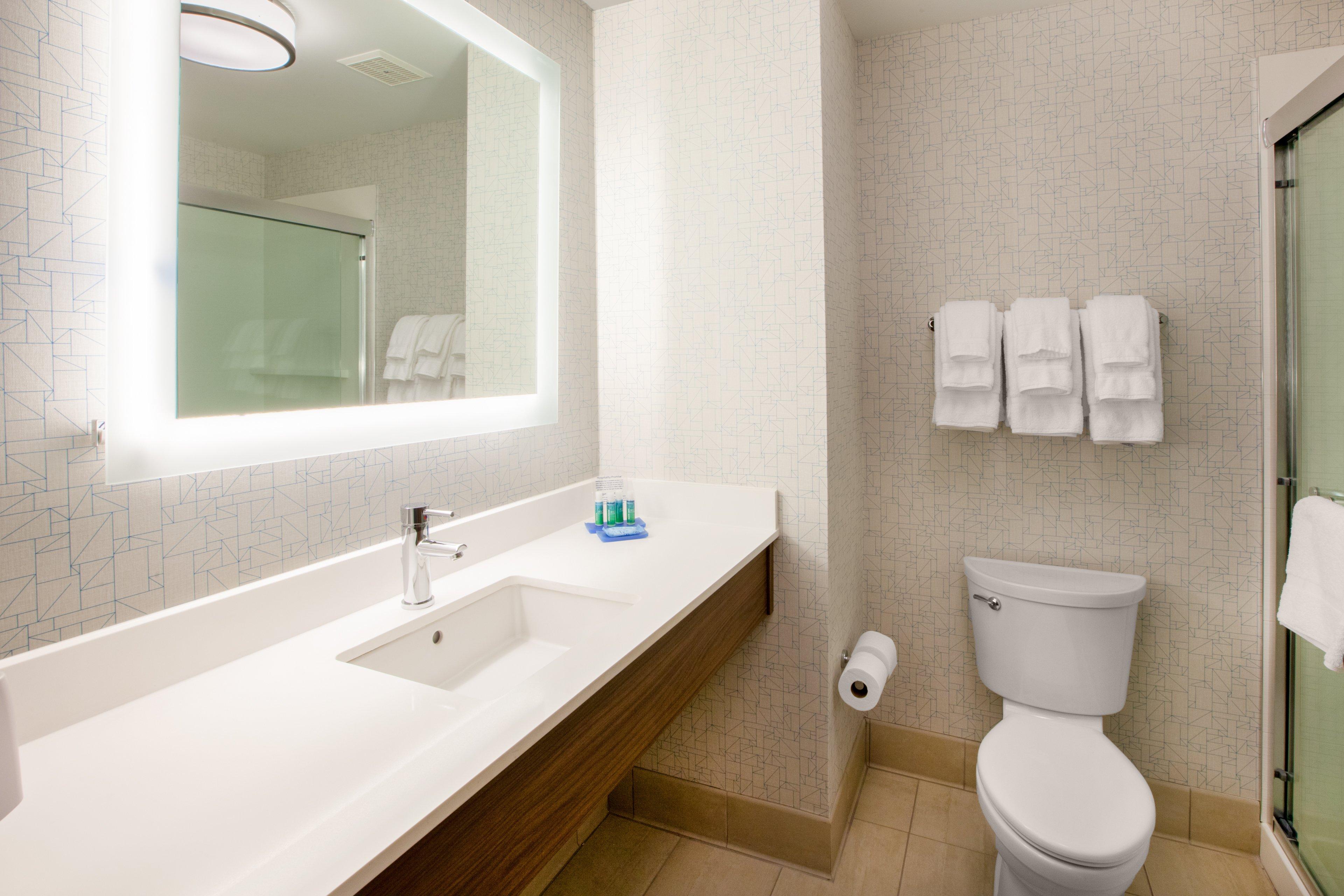 holiday inn express and suites colorado springs i 25