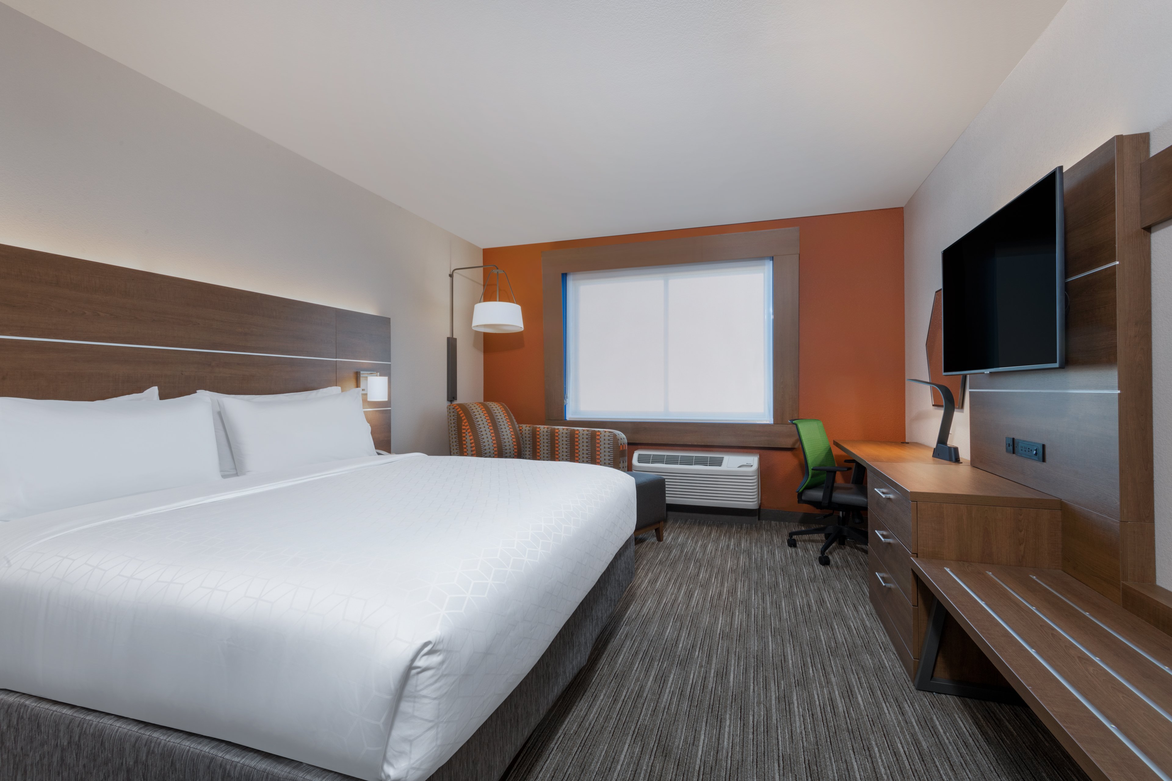 holiday inn express and suites colorado springs i 25