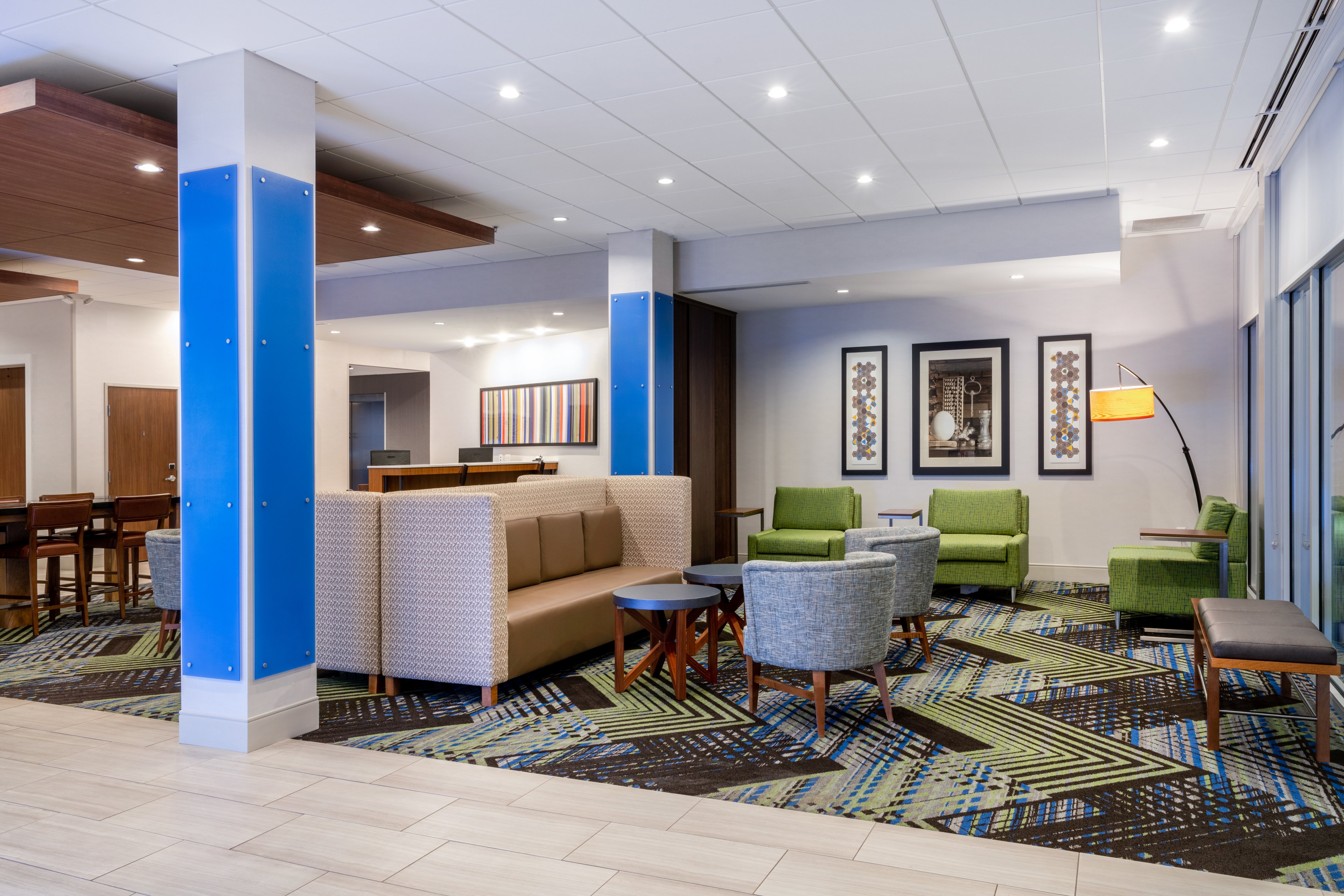 holiday inn express and suites colorado springs i 25