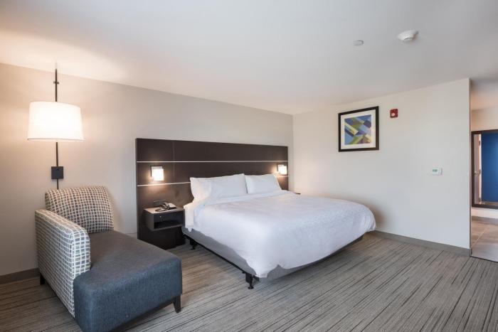 holiday inn express and suites hoffman estates