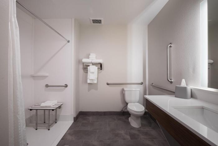 holiday inn express and suites hoffman estates