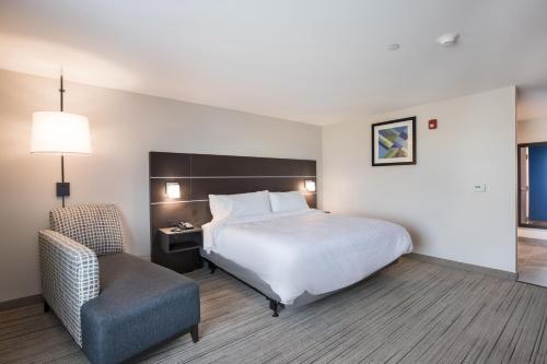 holiday inn express and suites hoffman estates
