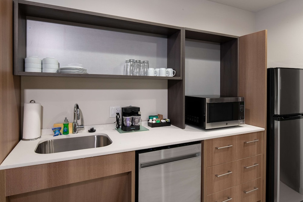 home2 suites raynham taunton ma