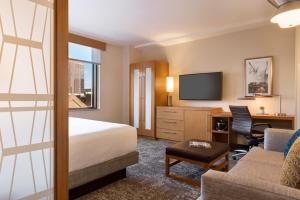 hyatt place houston downtown