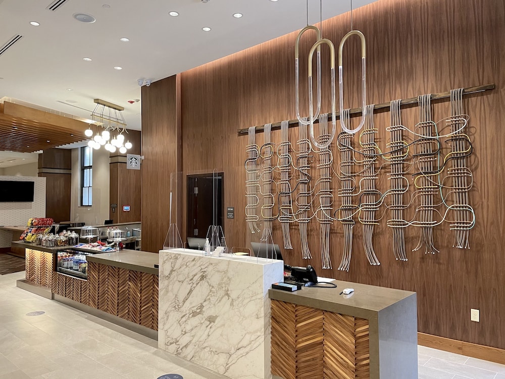 hyatt place houston downtown