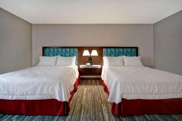 hampton inn pleasant view tn