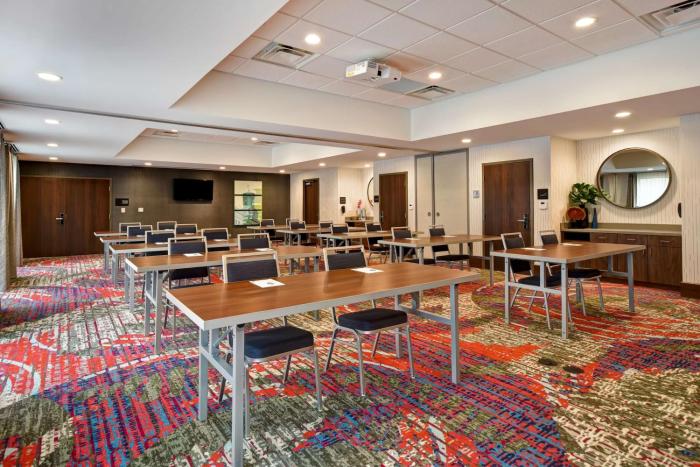 hampton inn pleasant view tn