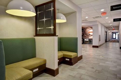 hampton inn pleasant view tn